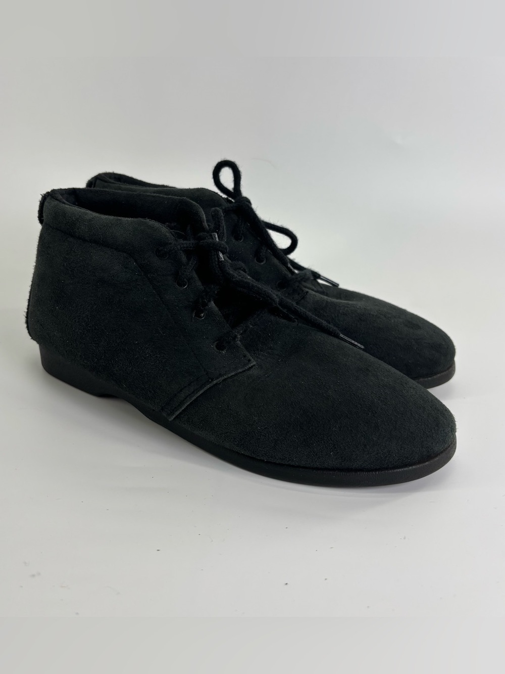 Ugg vintage 90s lace up boots 9 black suede chukka New Zealand